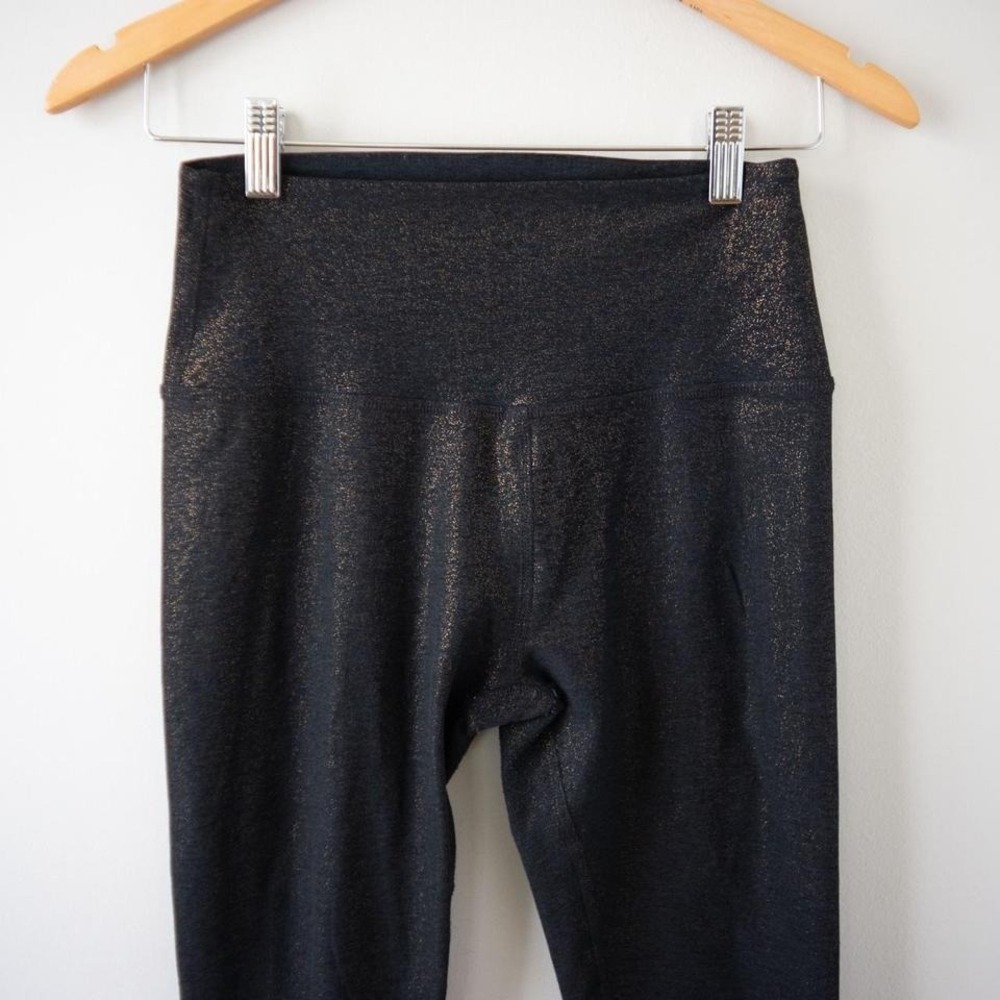 Beyond yoga work out top and leggings - Picture 5 of 7